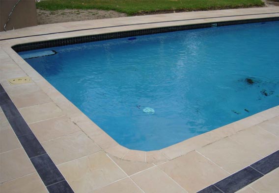 Beige Sandstone Pool Coping